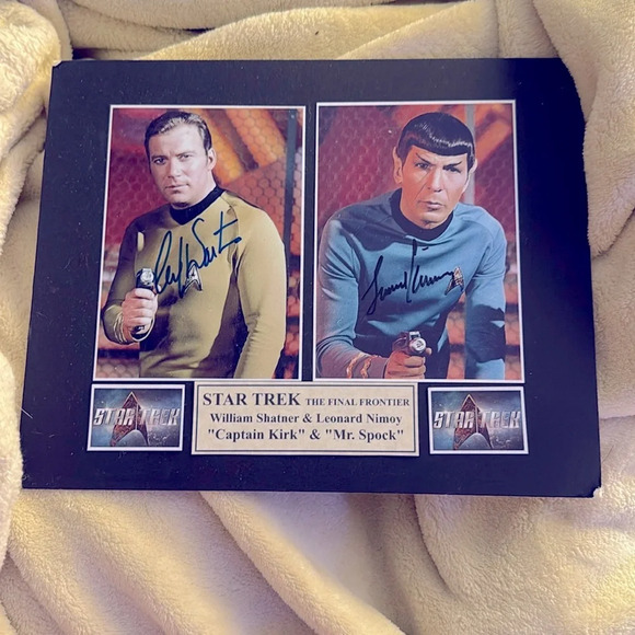 Star Trek The Final Frontier Signed Photo - Picture 1 of 1